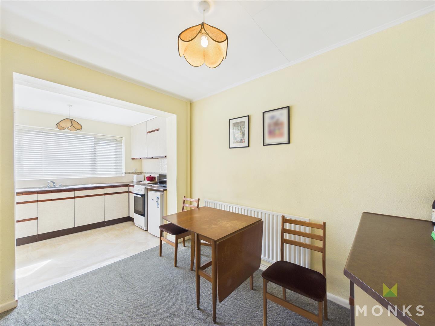 39 Roden Grove, Shrewsbury, SY4 5HJ For Sale